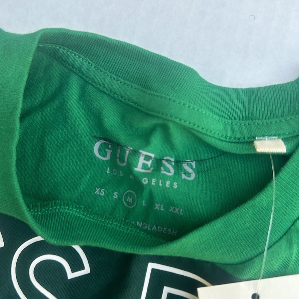 New GUESS Green Men Tee SZ M - Picture 2 of 3